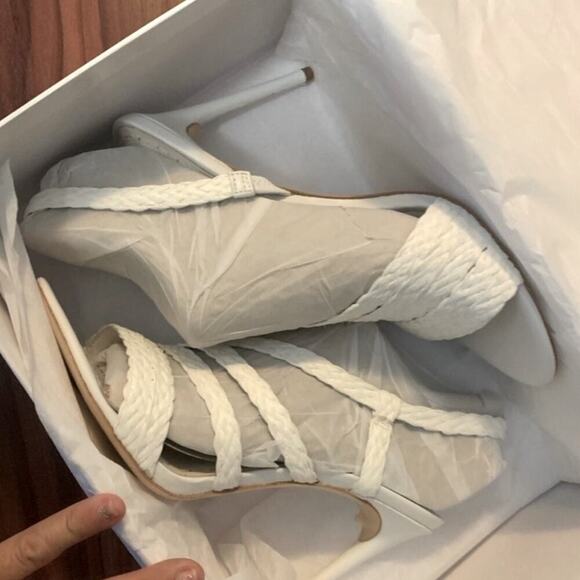 Alice + Olivia Fanniey Heels in White. - Picture 7 of 8